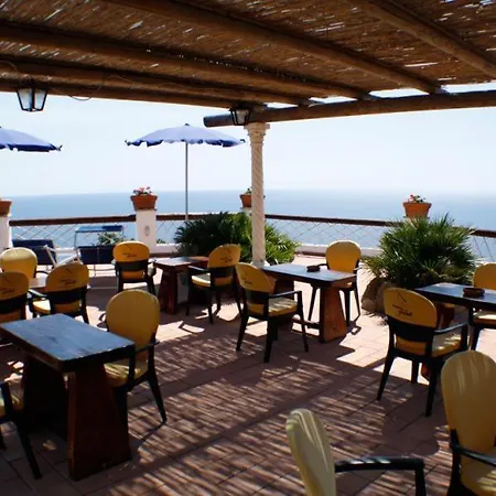 Punto Azzurro Hotel 3*